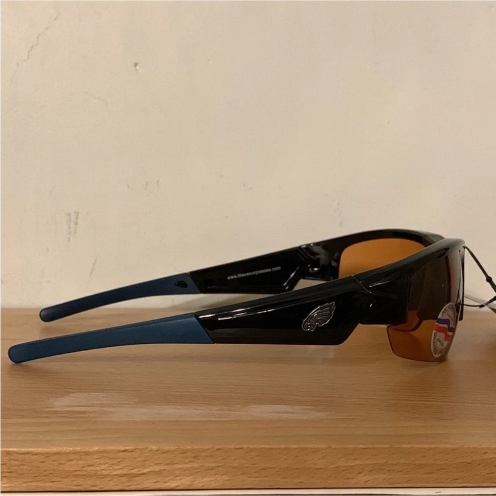 NFL Philadelphia Eagles Sunglasses Dynasty 2.0 Black with Green Tips